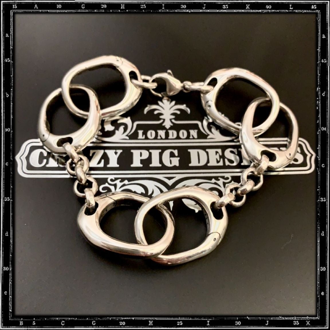 HANDCUFF BRACELET - SMALL | クレイジーピッグ公式オンラインストア