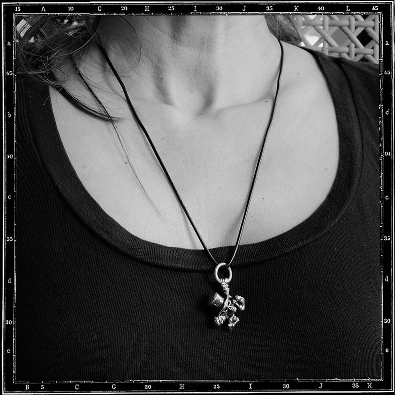 CHEEKY GOMEZ - CRAZY PIG MASCOT PENDANT | クレイジーピッグ公式