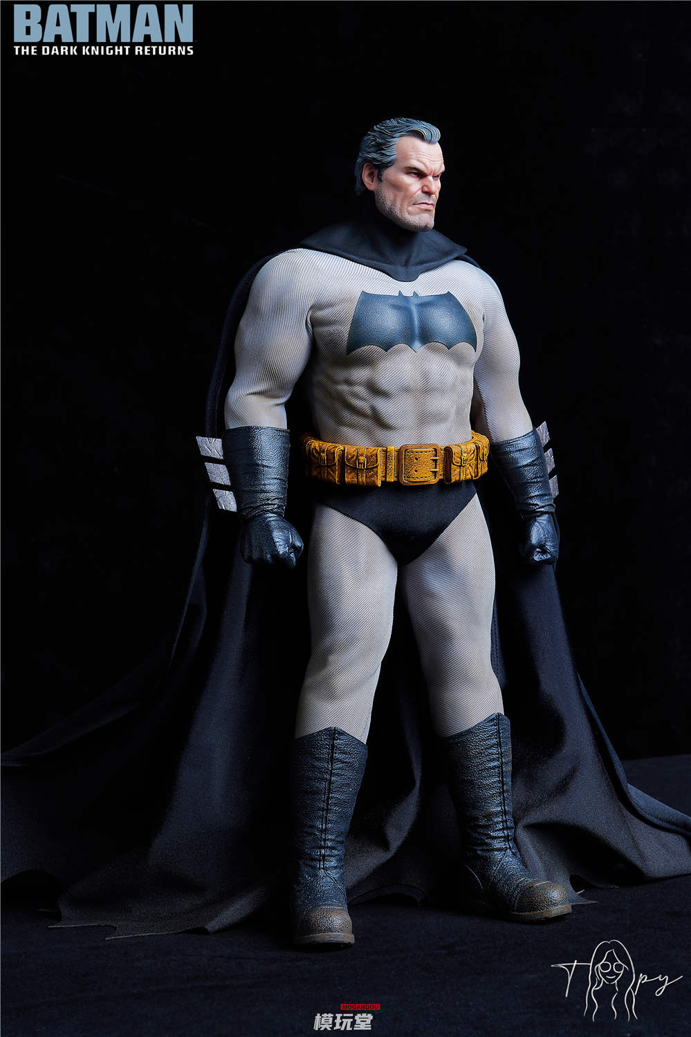 予約 Toopy Studios 1/6 『ダークナイト・リターンズ』 バットマン