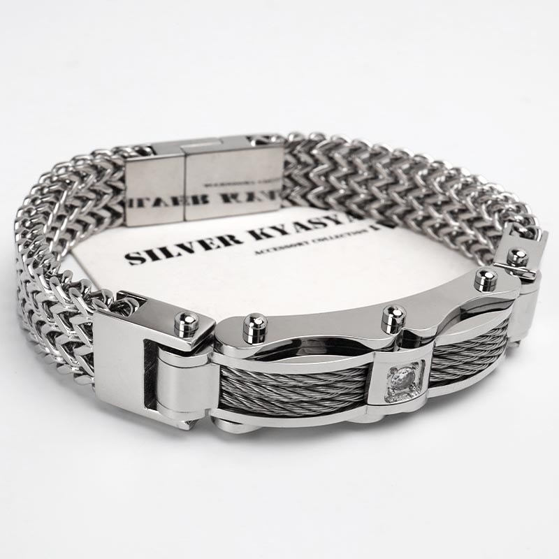 ステンレス重厚感たっぷりのチェーンベルトブレスレット シルバー