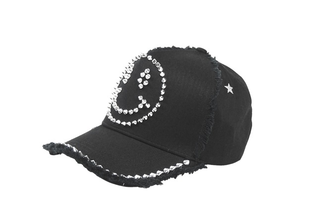 スタッズキャップ＜スマイル＞ブラック×シルバー 7015-0214 | キャップ