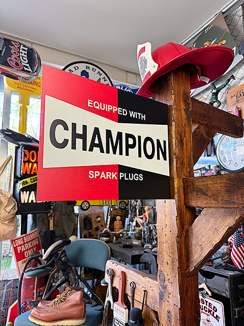 チャンピオン サイド看板 両面プリント フランジメタルサイン スパーク