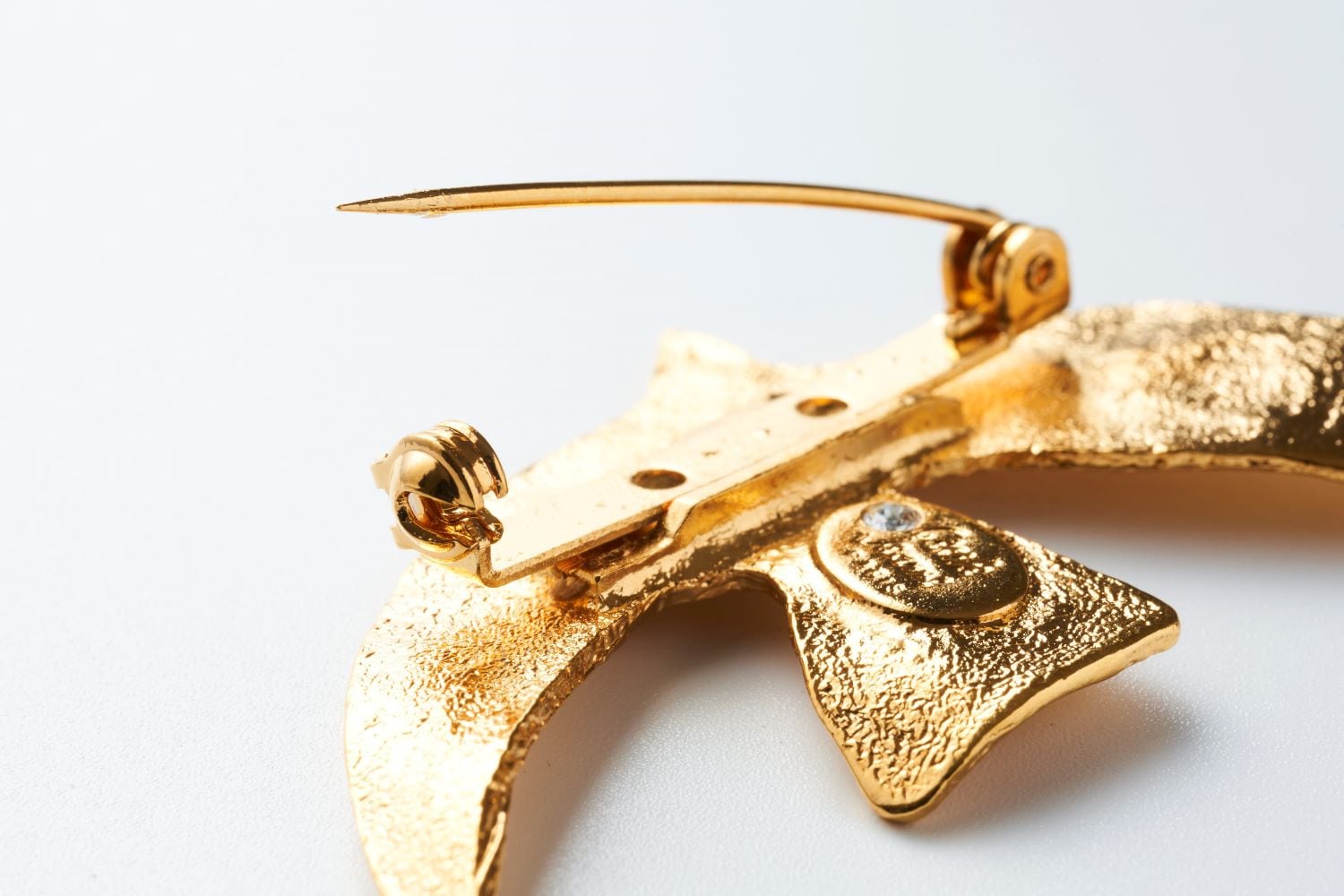 ラ・コロンブ(鳩) ブローチ ゴールド S