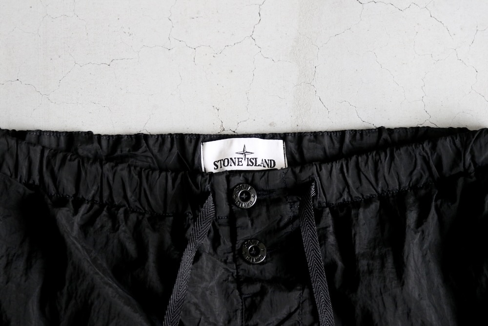 STONE ISLAND(ストーンアイランド ) 