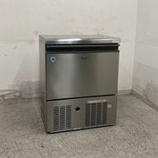 送料設置込み ダイワ 製氷機 全自動製氷機 35kg DRI-35LMT1 送料設置