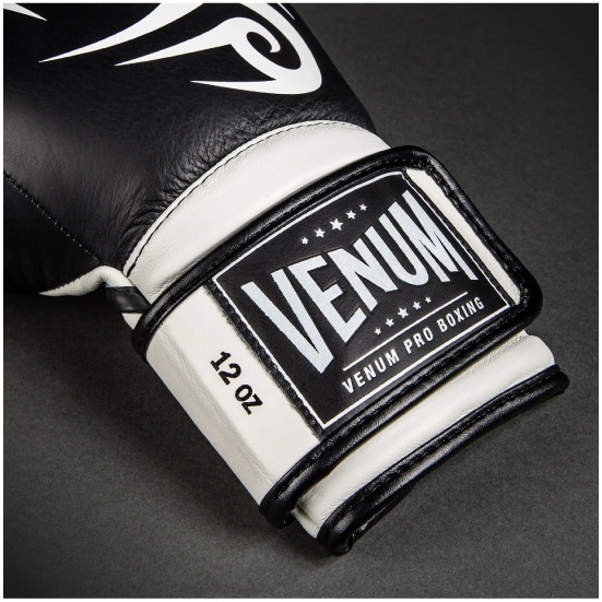 VENUM ヴェナム Giant 2.0 Mike Tyson Pro ボクシンググローブ