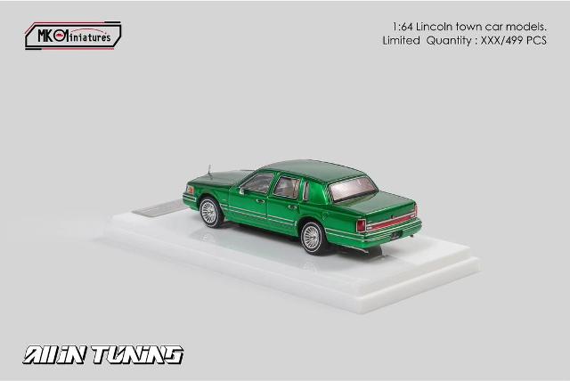 予約 MK Miniatures 1/64 リンカーン タウンカー 1992 Lincoln Town