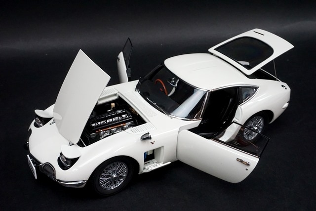 1/18 オートアート 78744 トヨタ 2000GT ワイヤースポークホイール