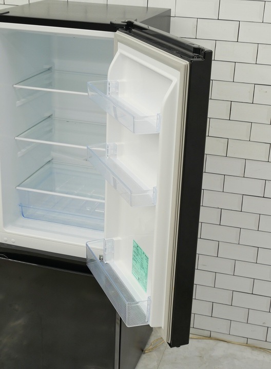 ハイセンス2024年式175L中古冷凍冷蔵庫 HR-D1701B