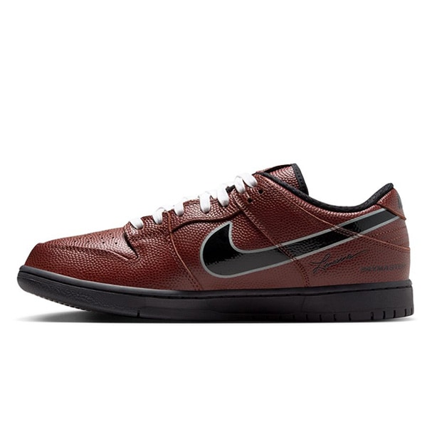 NIKE SB】 DUNK LOW PRO QS カラー： dark pony/black-silver-white