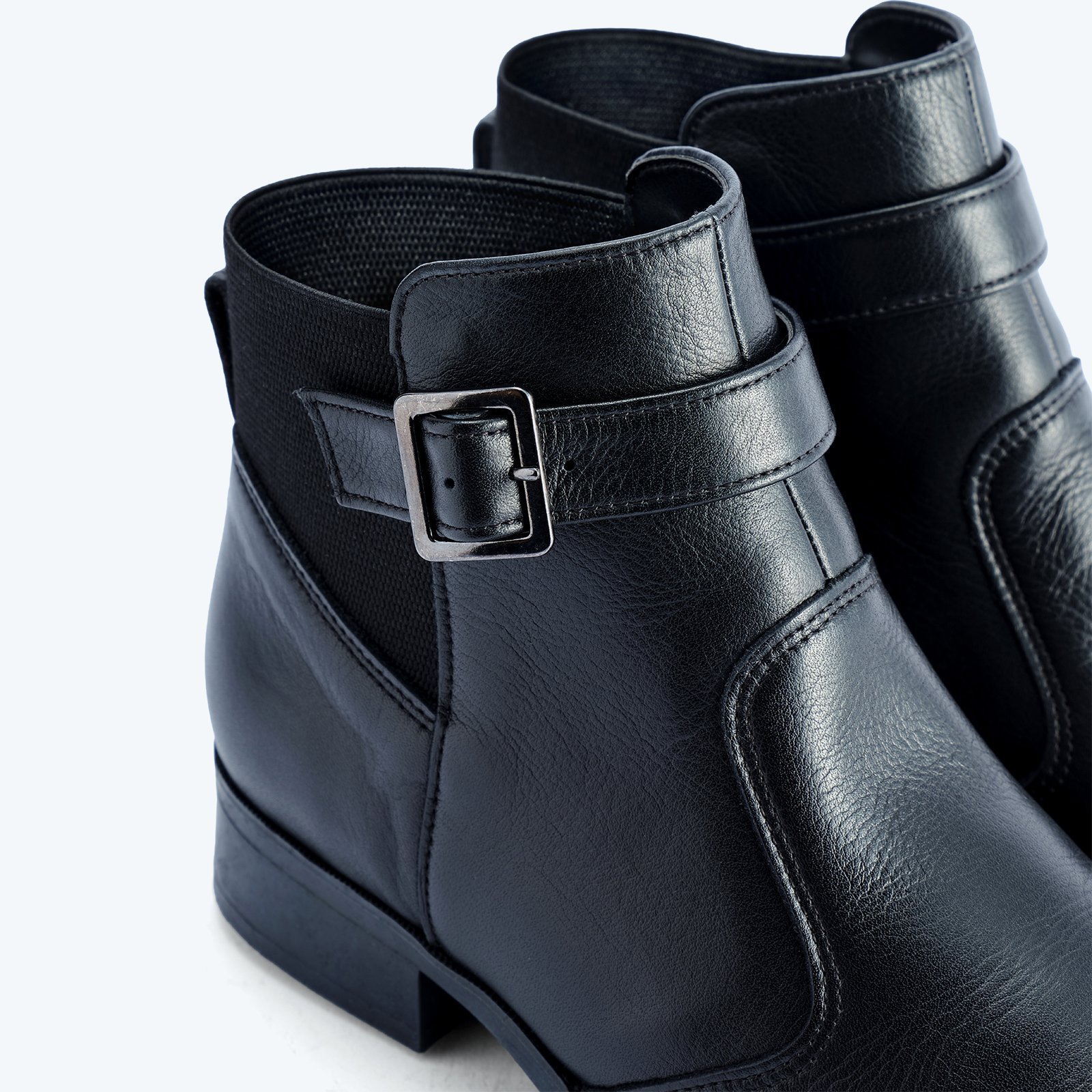 ラ・シェブリー W6635 ブラック