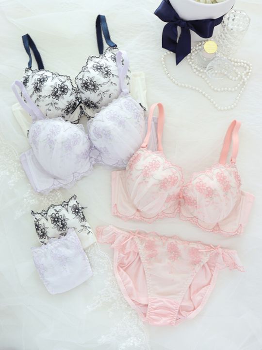 グラマーサイズ｜かわいい下着・ランジェリーの通販【LOVERAN ラブラン】