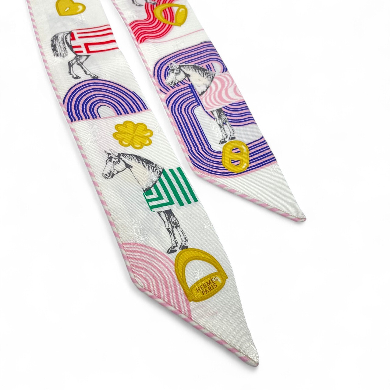 エルメス ツイリー ガルド ローブ ポップ Garde Robe Pop ホワイト