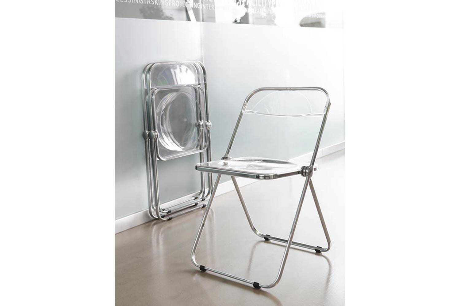 プリアチェア クロームタイプの通販 | 家具・インテリア通販 MAARKET