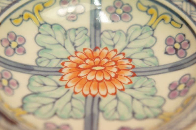 六代 佐藤走波 染錦草花文 3寸皿5枚揃 | いっぴん | | 食器のみつはた