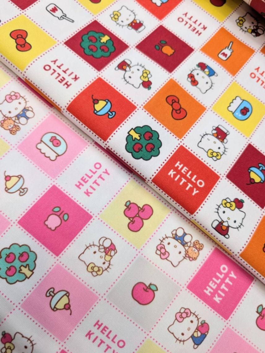 ハローキティ｜レトロスクエア｜オックス｜ 赤｜生地｜サンリオ