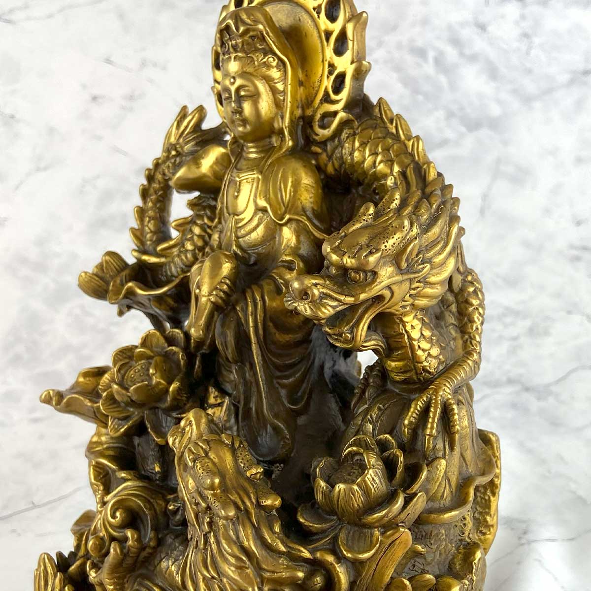 双龍 龍頭観音（騎龍観音）銅製仏像 23cm｜4本爪の龍が支える慈悲と