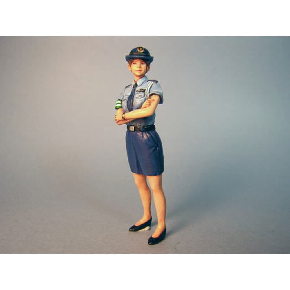 婦人警官 ：オーロラモデル 未塗装キット 1/32スケール Sk-005 | 人物