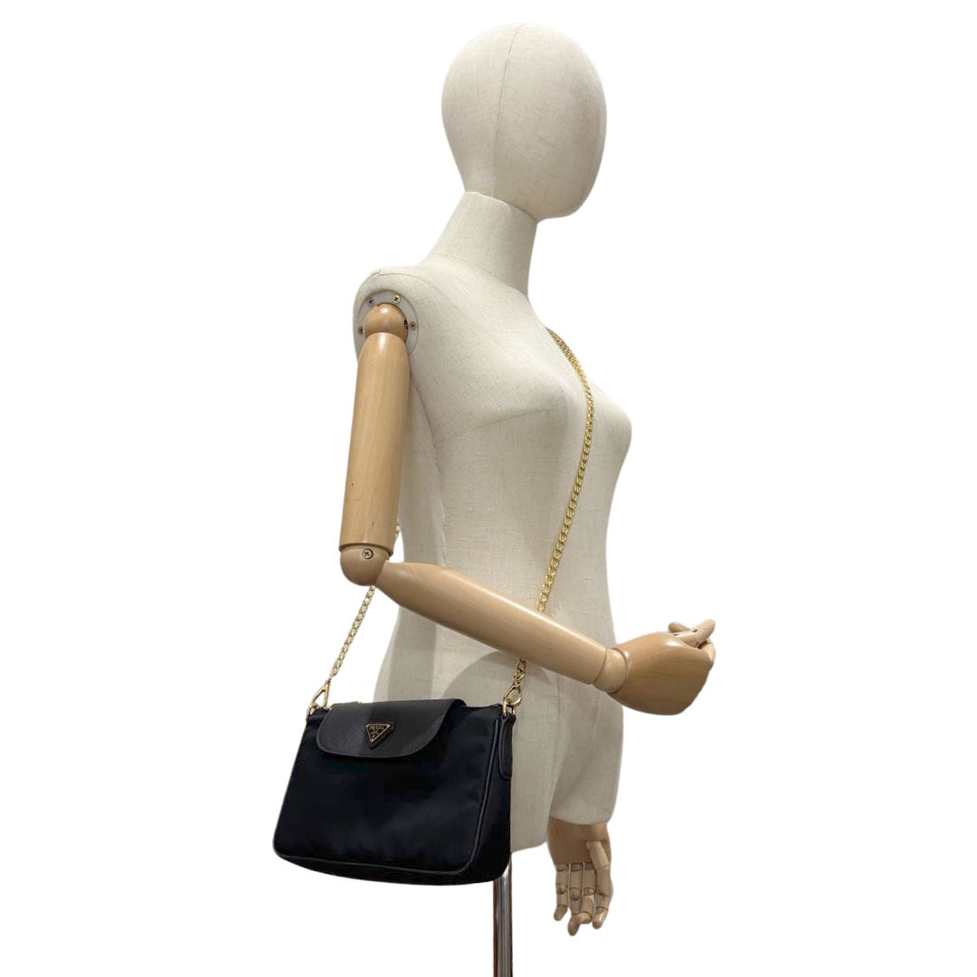 PRADA プラダ チェーンショルダーバッグ ブラック/ゴールド金具 1BH085