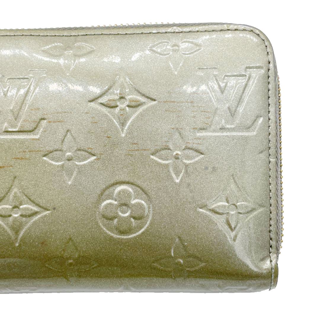LOUIS VUITTON ルイヴィトン ジッピーウォレット ラウンドファスナー
