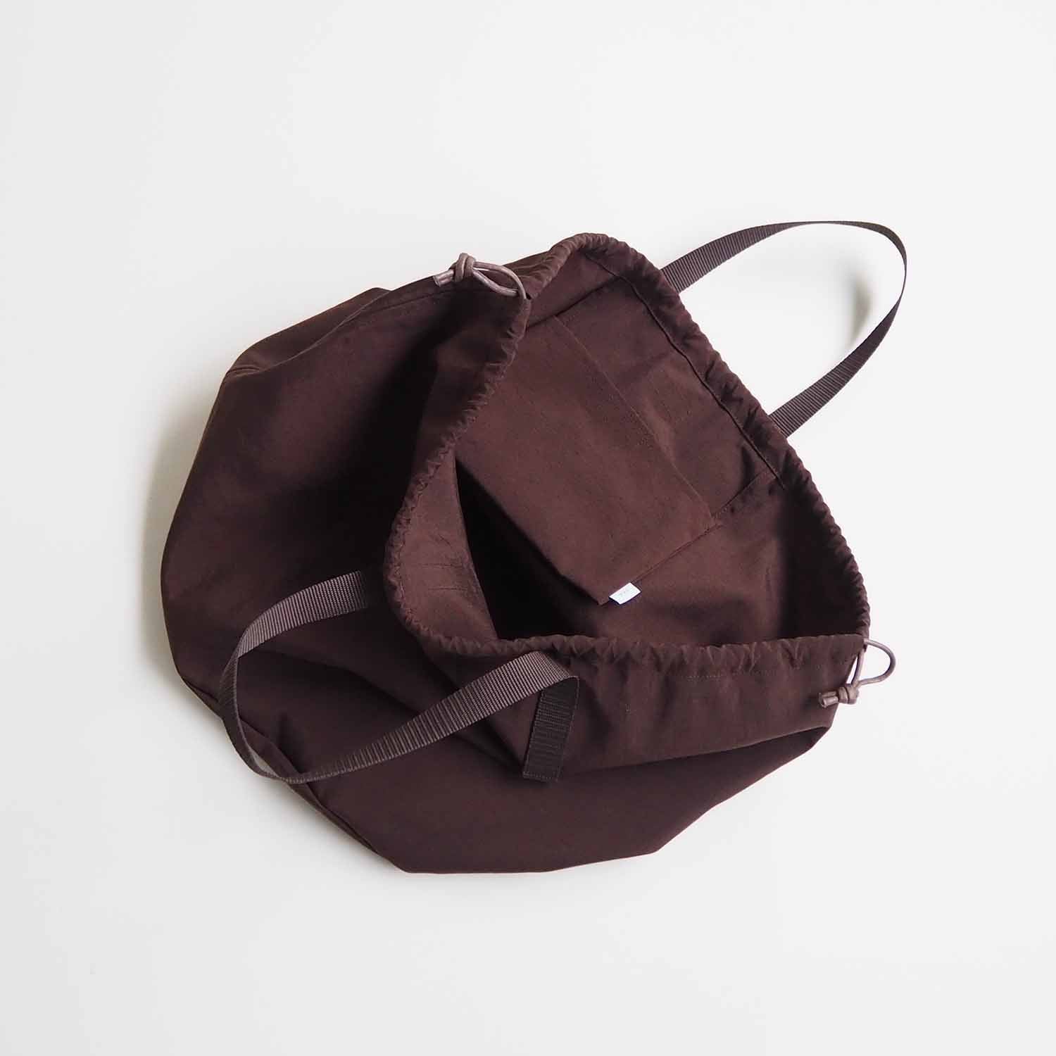 ERA. イーラ TAS HELMET BAG ヘルメットバッグ チョコレート