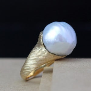 WALNUT K18白蝶真珠バロック【大きさ15.3㎜】リングG4686-1 | WALNUT