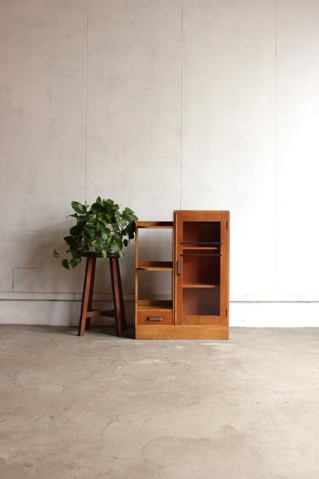 ガラス戸棚 | 全ての商品 - 古家具古道具 そうすけ