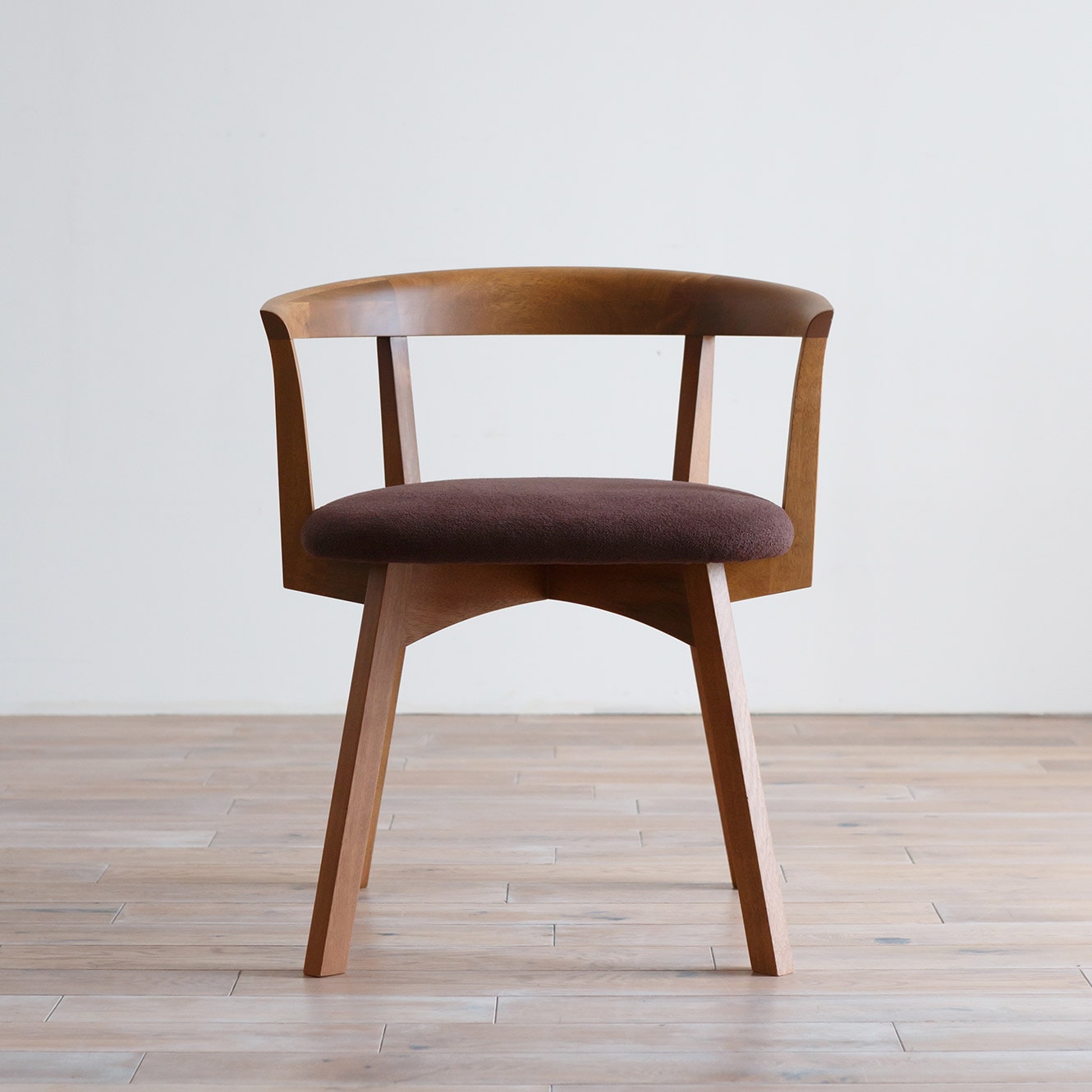 アームチェア アンバー PURO ｜source公式オンラインショップ