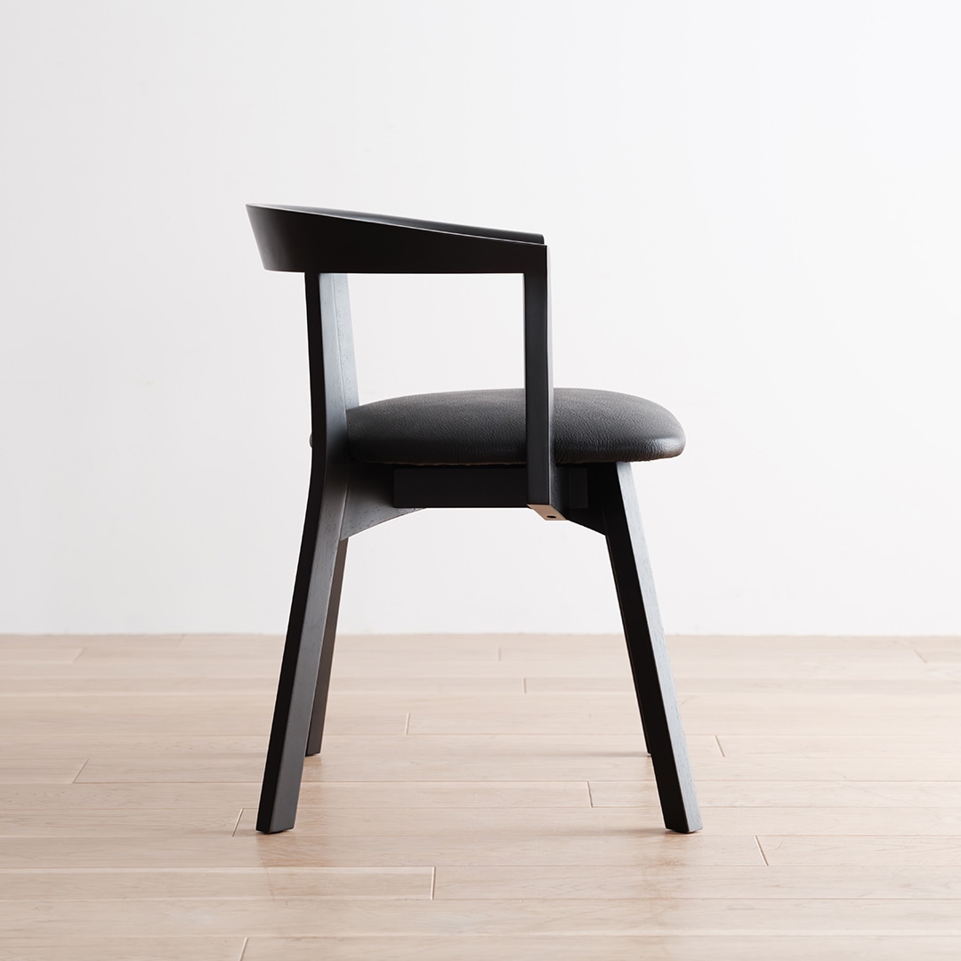 アームチェア ブラック PURO ｜source公式オンラインショップ