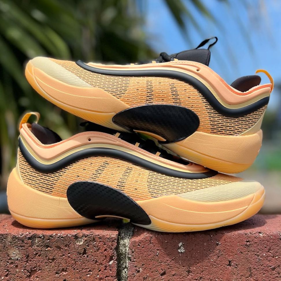 ADIDAS D.O.N. ISSUE 6 アディダス ドノヴァン ミッチェル 6 【MEN'S