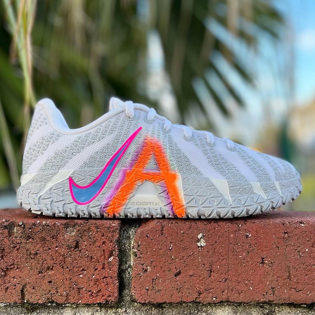 NIKE JA 3 GS 'LIGHT SHOW' ナイキ ジャ 3 ジャ モラント 【BOY'S