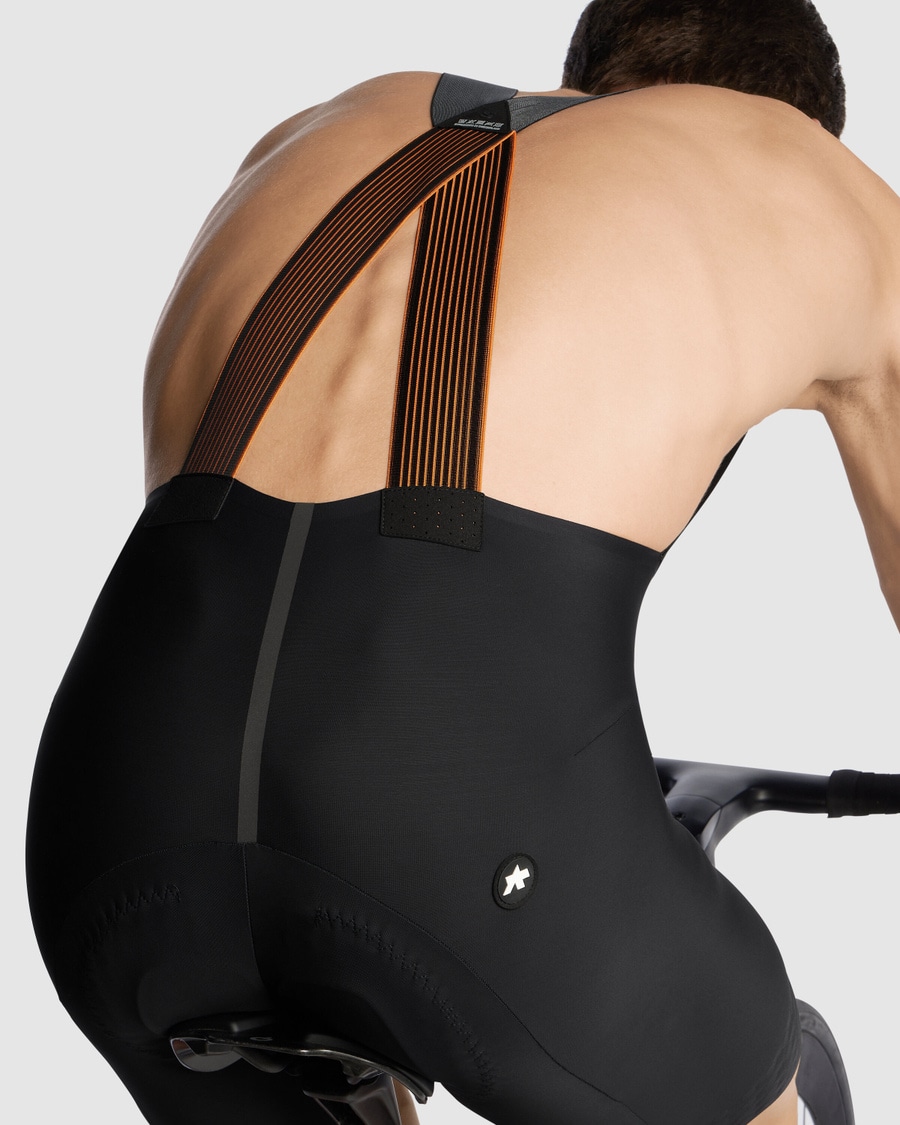 ASSOS〉EQUIPE RS SCHTRADIVARI Bib Shorts S11 ビブショーツ