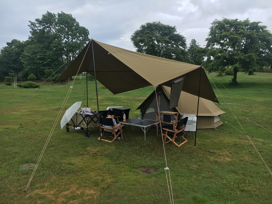 ノルディスク カーリ12カーキ｜張り方アレンジで幅広く楽しめるタープ