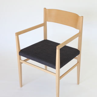 menuアームチェア - 丸徳家具オンラインショップ-木の椅子専門店-