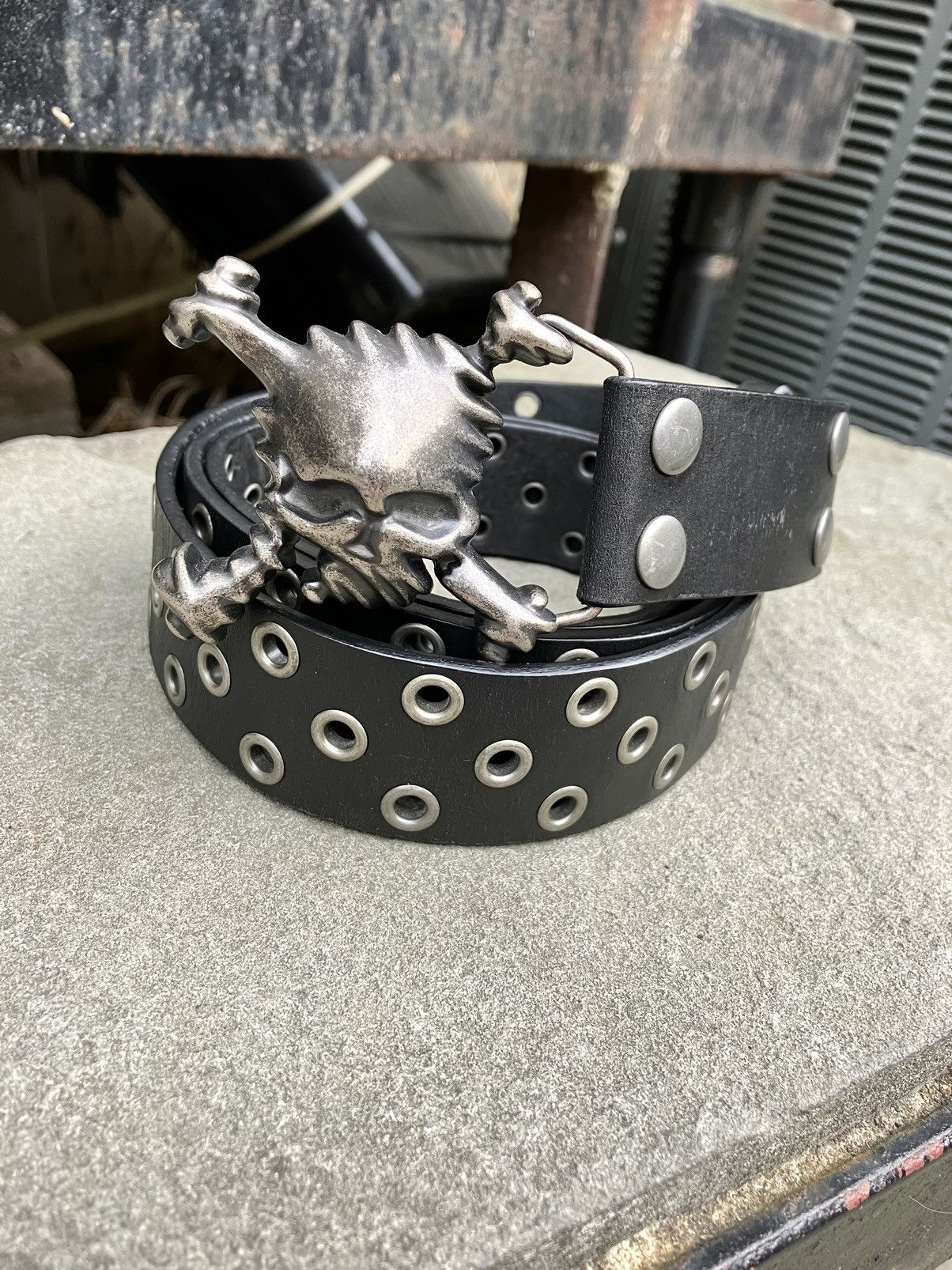 Japanese Brand × Oakley × Vintage Vintage Y2K Oakley Skull Buckle