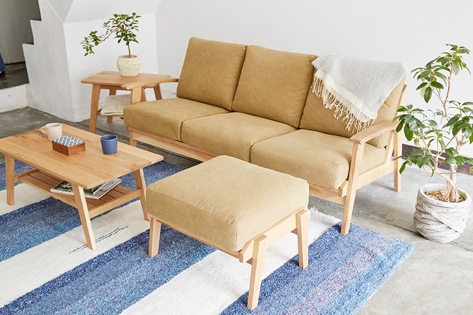 PRODUCTS — SOFA | DOORS LIVING PRODUCTS 私たちの木の家具 | URBAN