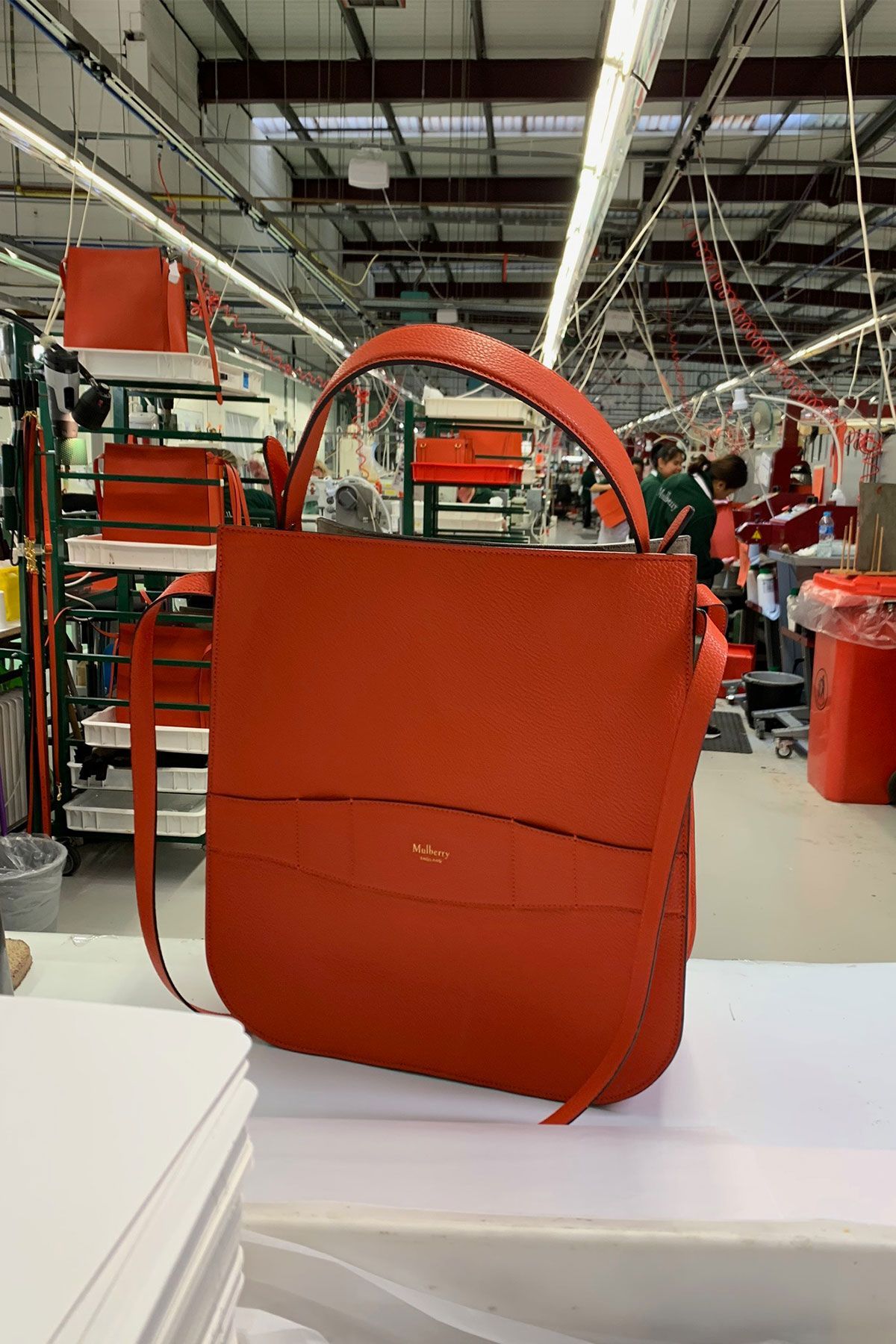 マルベリーのバッグの魅力を探りに英国まで。（Gen Arai） | Vogue Japan