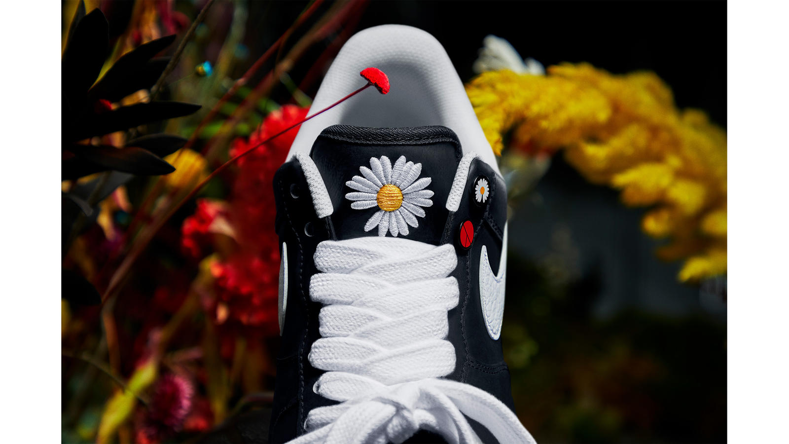 G-DRAGONが「ナイキ」とのコラボ“エア フォース 1”を発表 アッパーが