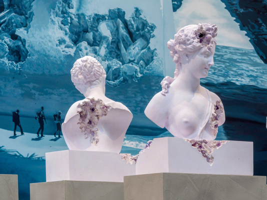 過去だけでなく「未来」の時間も掘り起こす、ダニエル・アーシャムの今