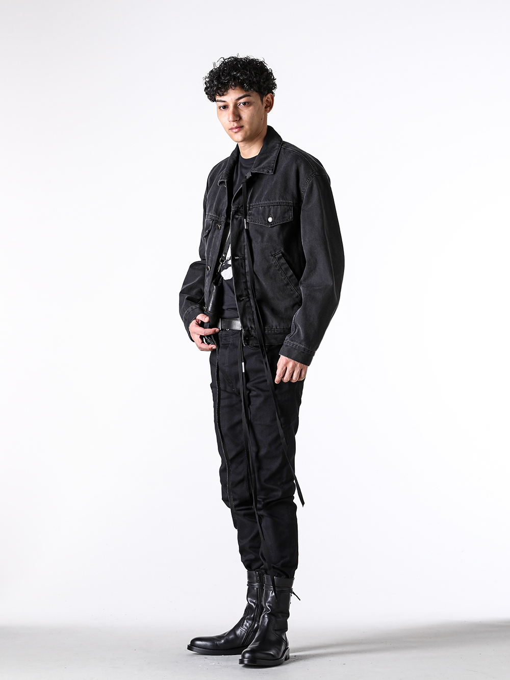 アイテム紹介] Ann Demeulemeester ブーツ：2型徹底比較 -FASCINATE