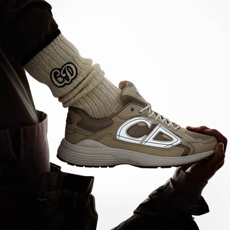 ディオール〉のスニーカー「B30」が5色展開で発売 | ブルータス| BRUTUS.jp