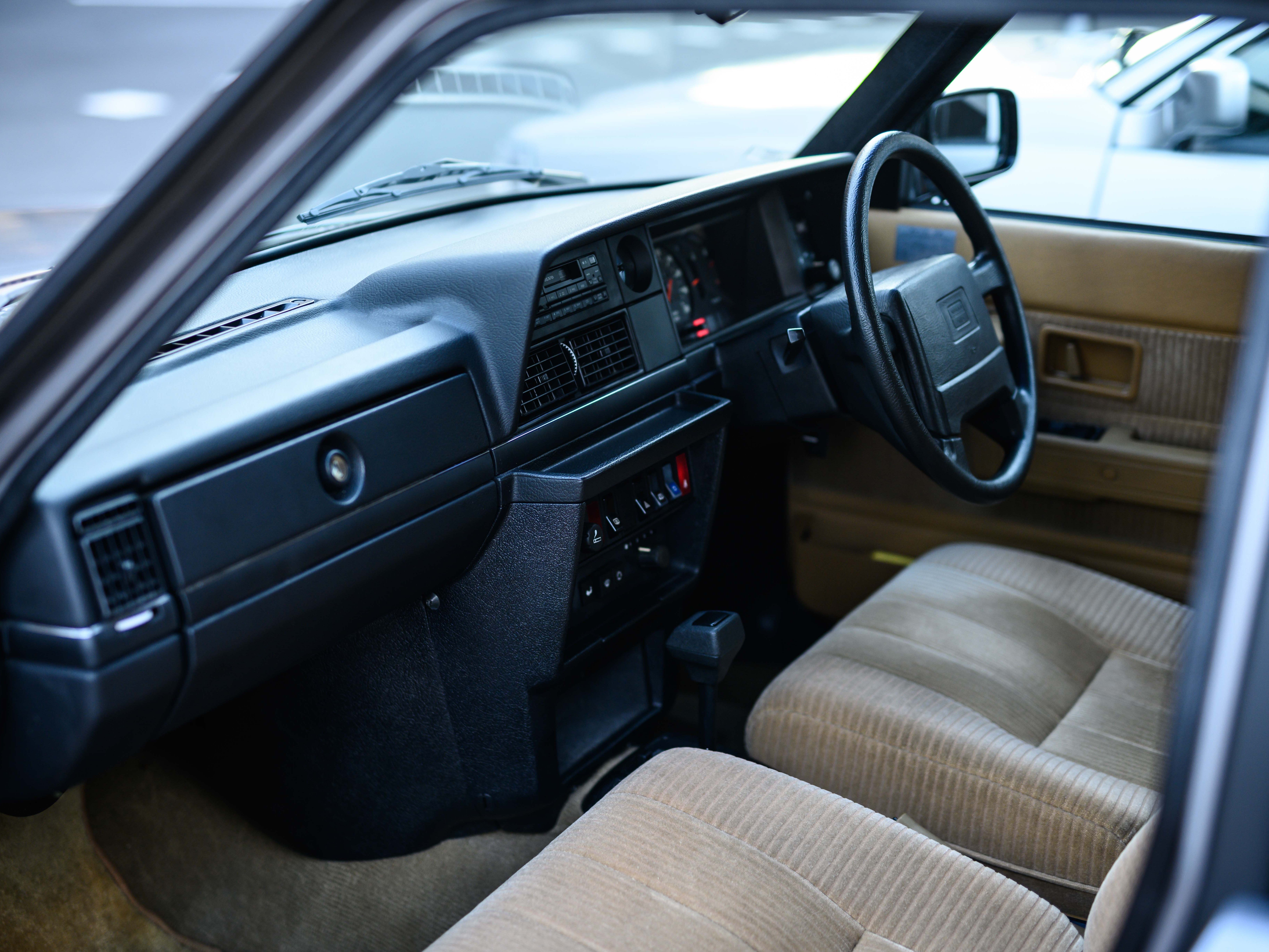 ギャラリー：ワンオーナー、5.5万km、極上のネオ・クラシック・ボルボ