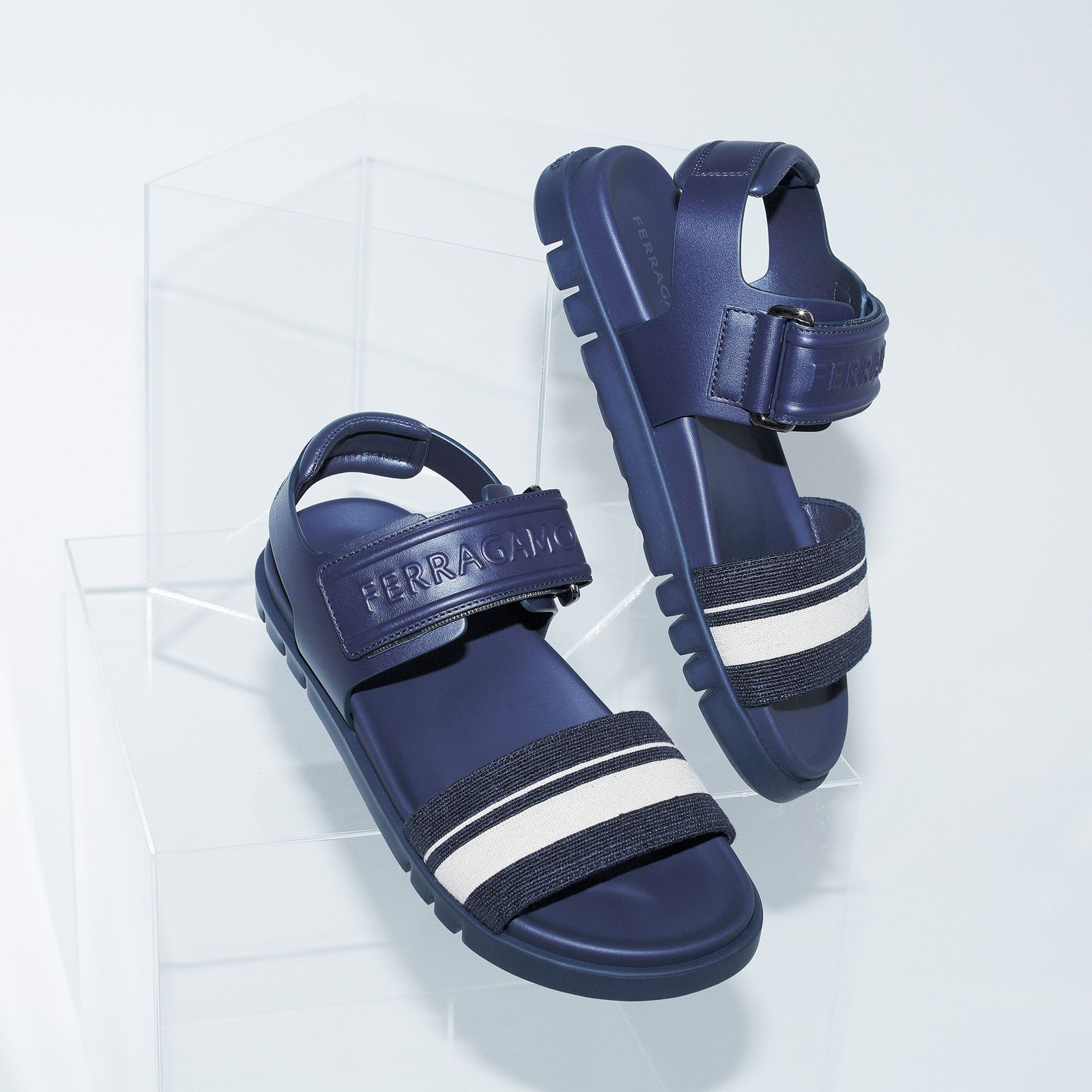 フェラガモの新作にはミニマルな洗練が宿っている──2024年夏