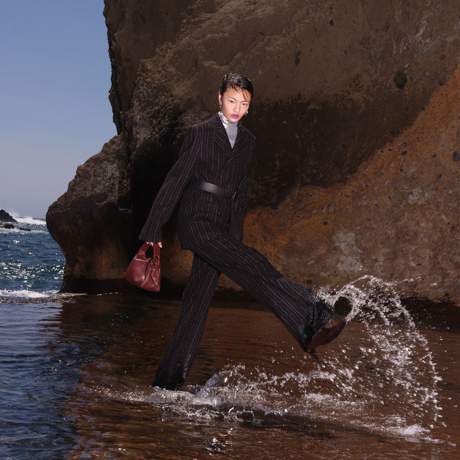 KENZO FUROSHIKI」バッグ発売──発想の元になったのは日本の風呂敷