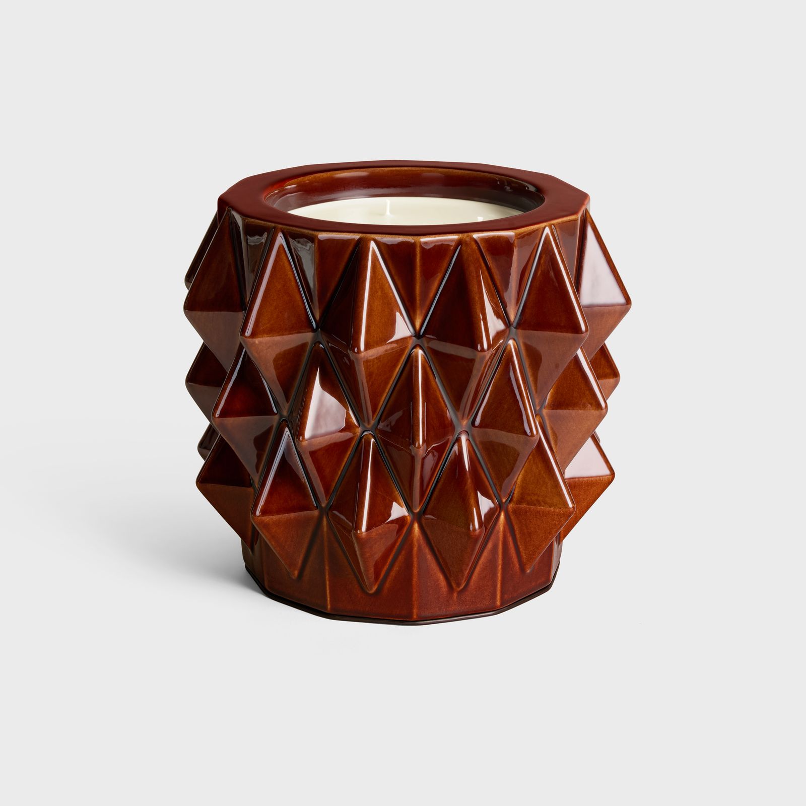 セリーヌの新作キャンドル「シランス・ブラン」はまろやかなバニラの