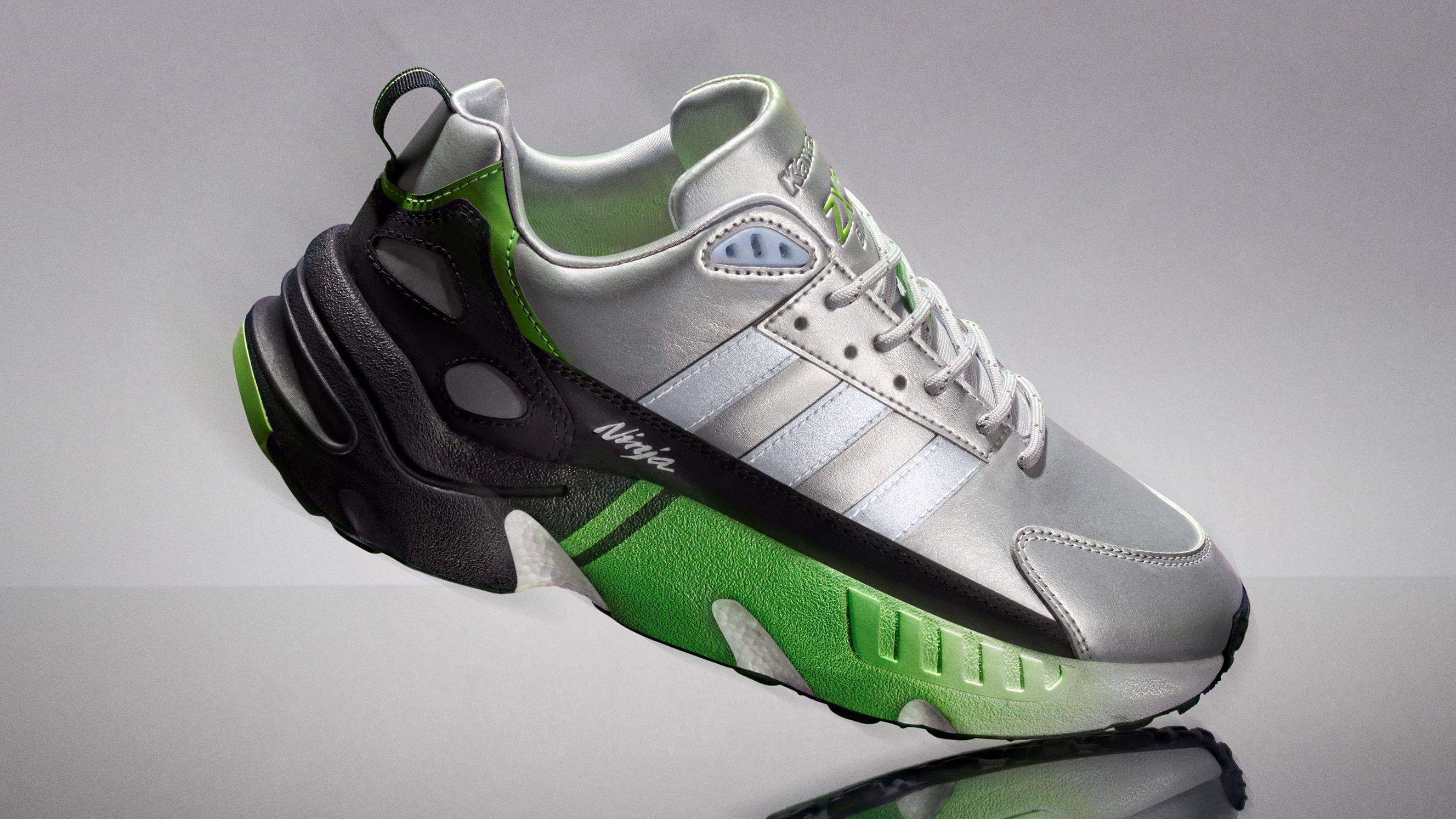 カワサキとアディダスがふたたびタッグ！ スニーカー「ZX22 KAWASAKI