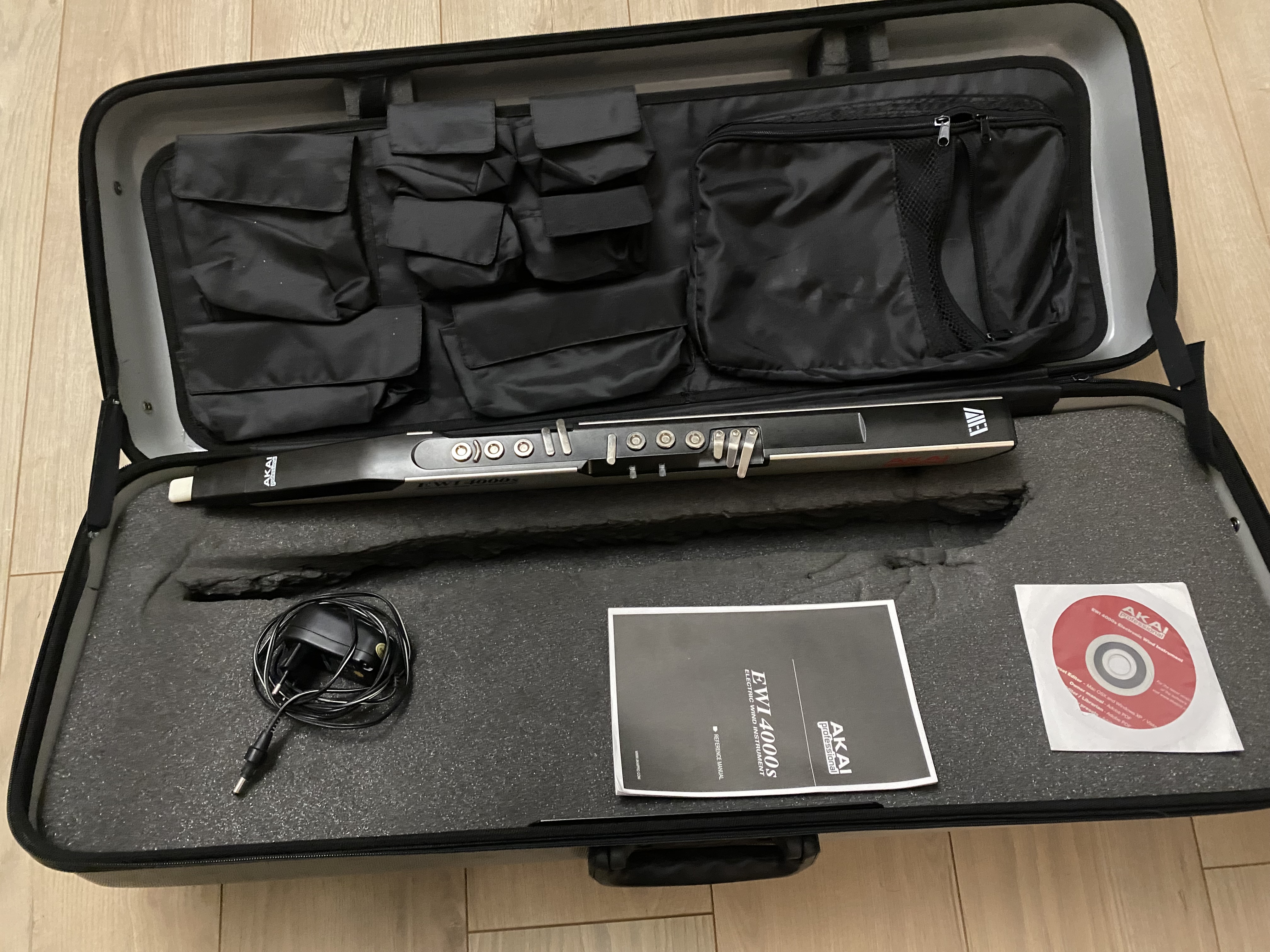 EWI4000S - Akai Professional EWI4000S - Audiofanzine