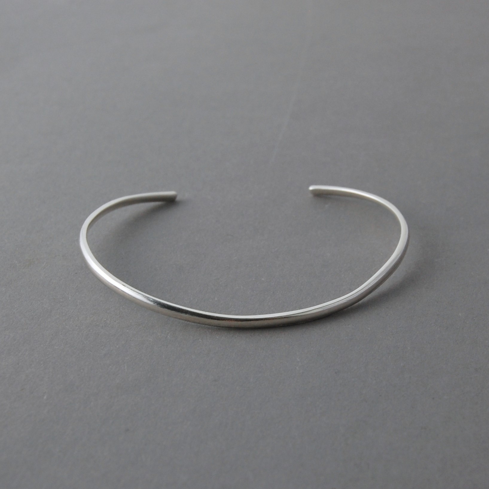 SV925 シルバーシンプルバングル - Megumi Nishikawa Jewelry