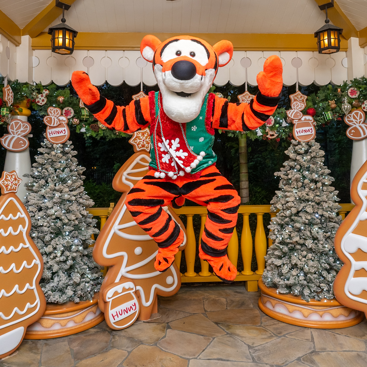 新コスチュームのプーさんたち！香港ディズニーランド“ディズニー