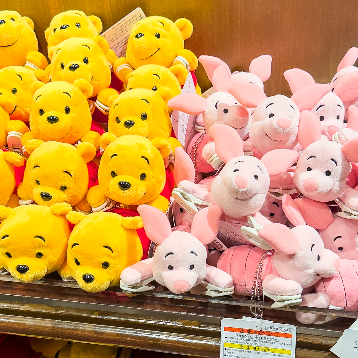 ピグレットが仲間入り！東京ディズニーリゾート『くまのプーさん』肩